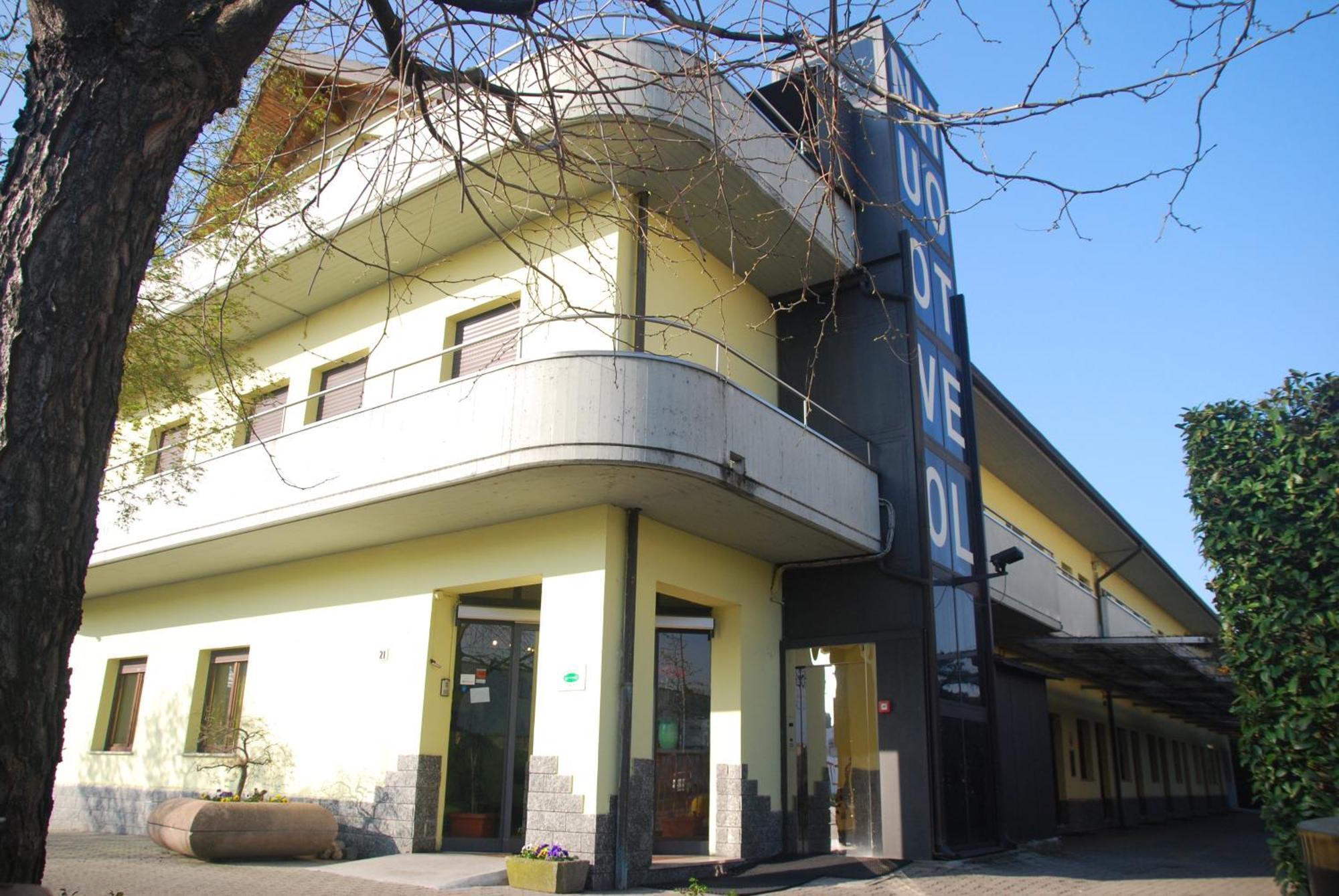 维杰瓦诺绿雅园酒店 外观 照片